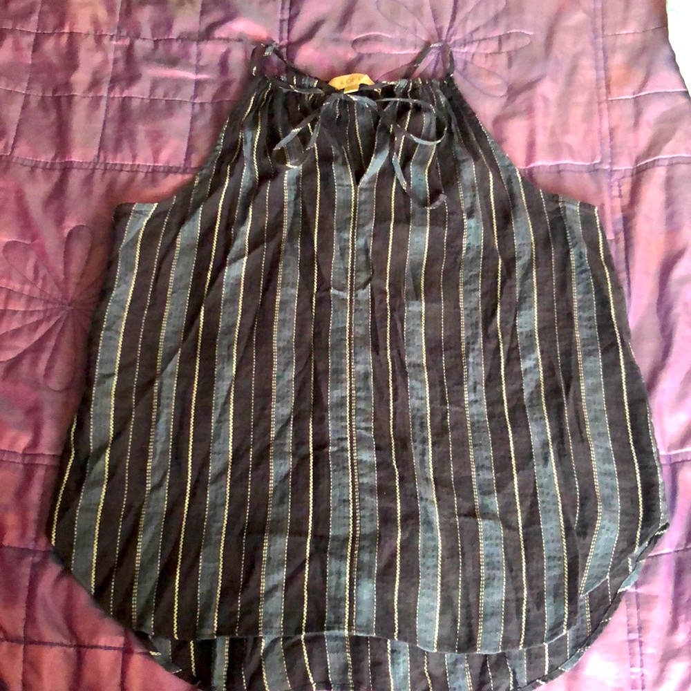 Loft Ladies Top. Petite M. Great Condition!